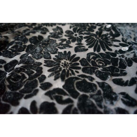 CLOTHES Floral Rose Burnout Velvet Button Up Top 2X Ease Witchy Whimsigoth Loose - Picture 7 of 13